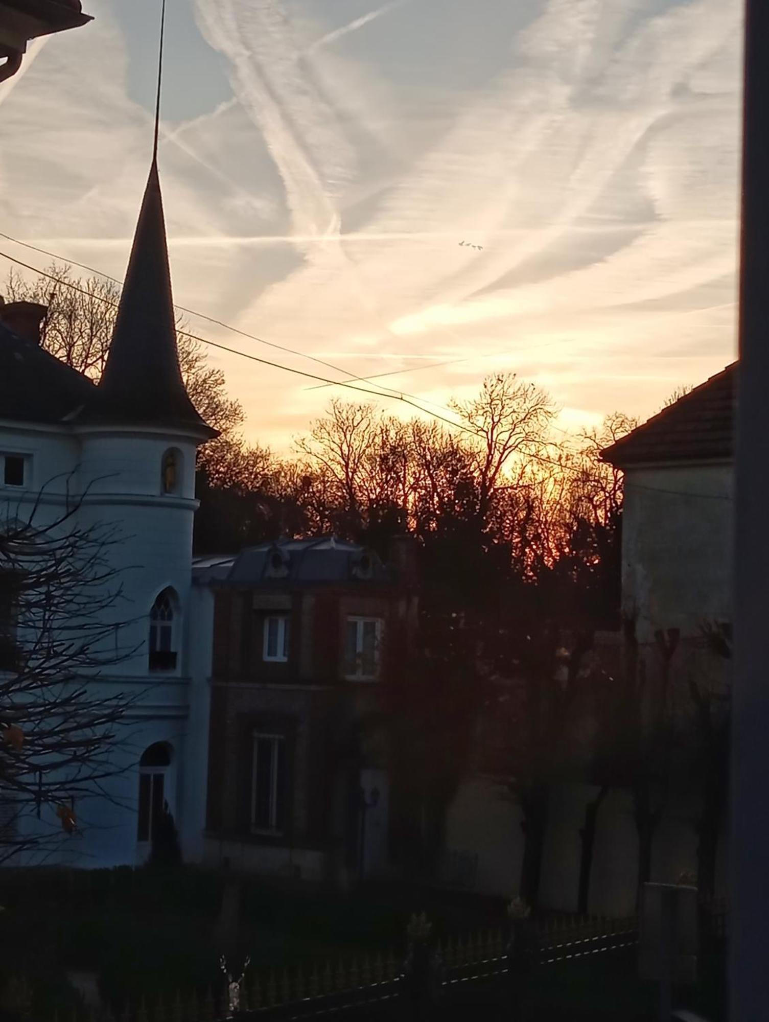 Rooms Home Csm Suites Privees Entre Paris Et Reims Charly-sur-Marne Eksteriør billede
